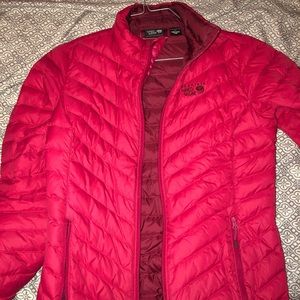 Size small Mountain Hardwear Women’s Jacket